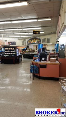Retail Redevelopment Opportunity: 1375 Cy Ave, Casper, WY 82604
